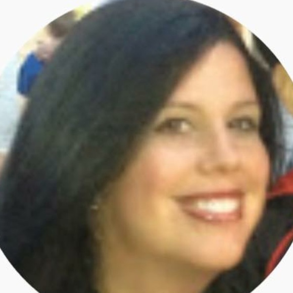 Meet your Posher, Melissa - Picture 1 of 1